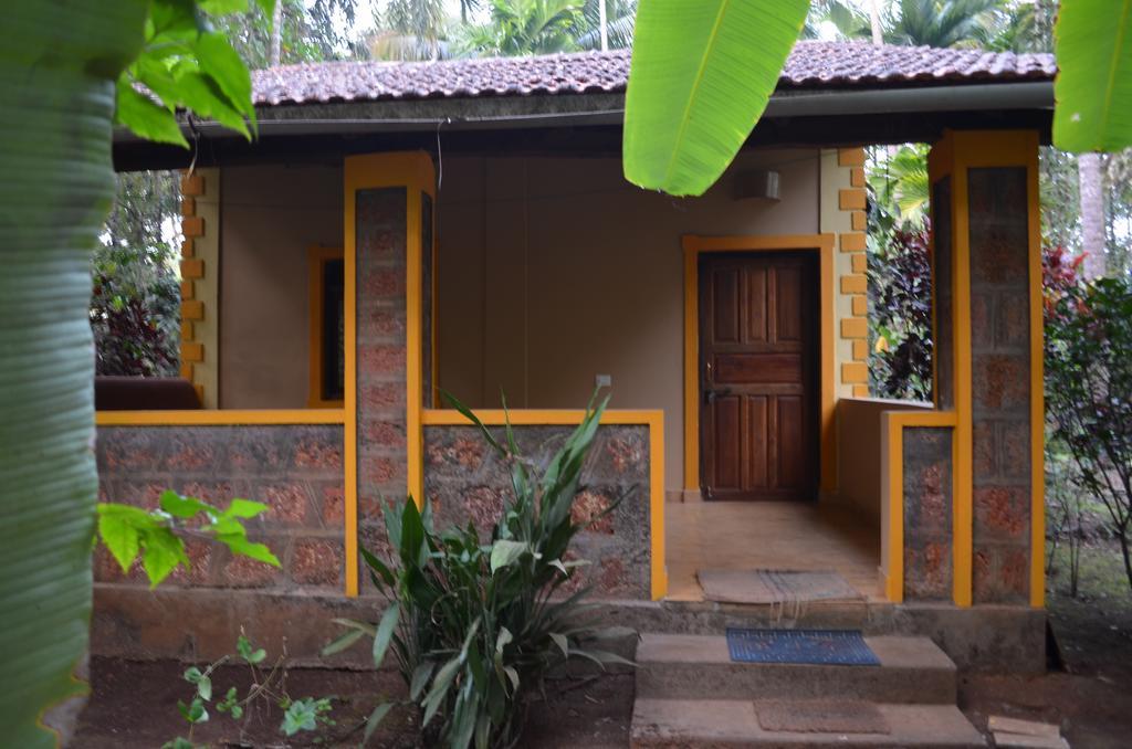 Dudhsagar Plantation Villa Cormonem Phòng bức ảnh