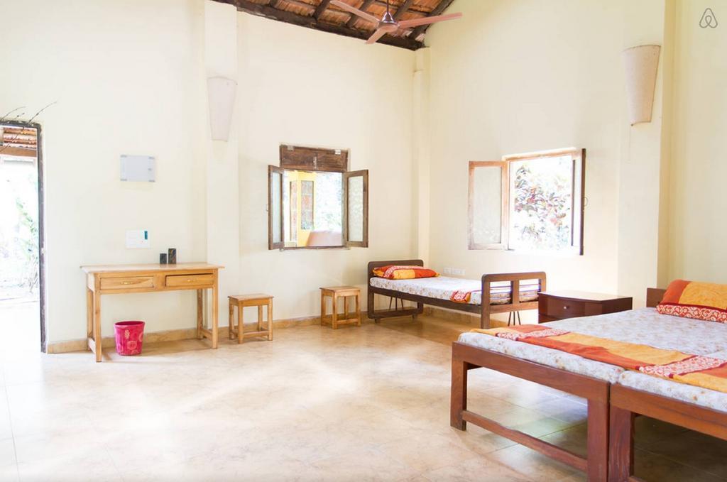 Dudhsagar Plantation Villa Cormonem Phòng bức ảnh